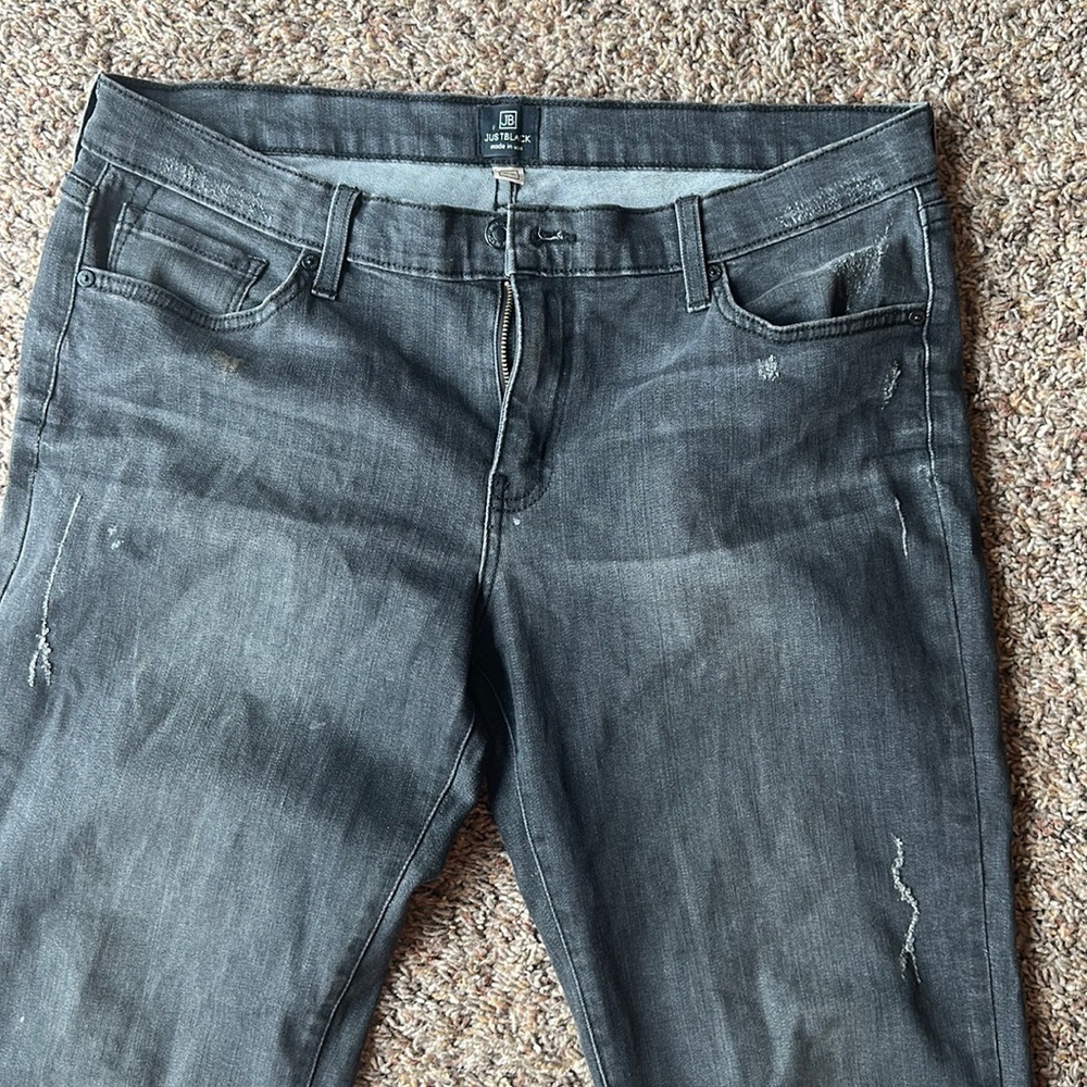 Just Black Capris